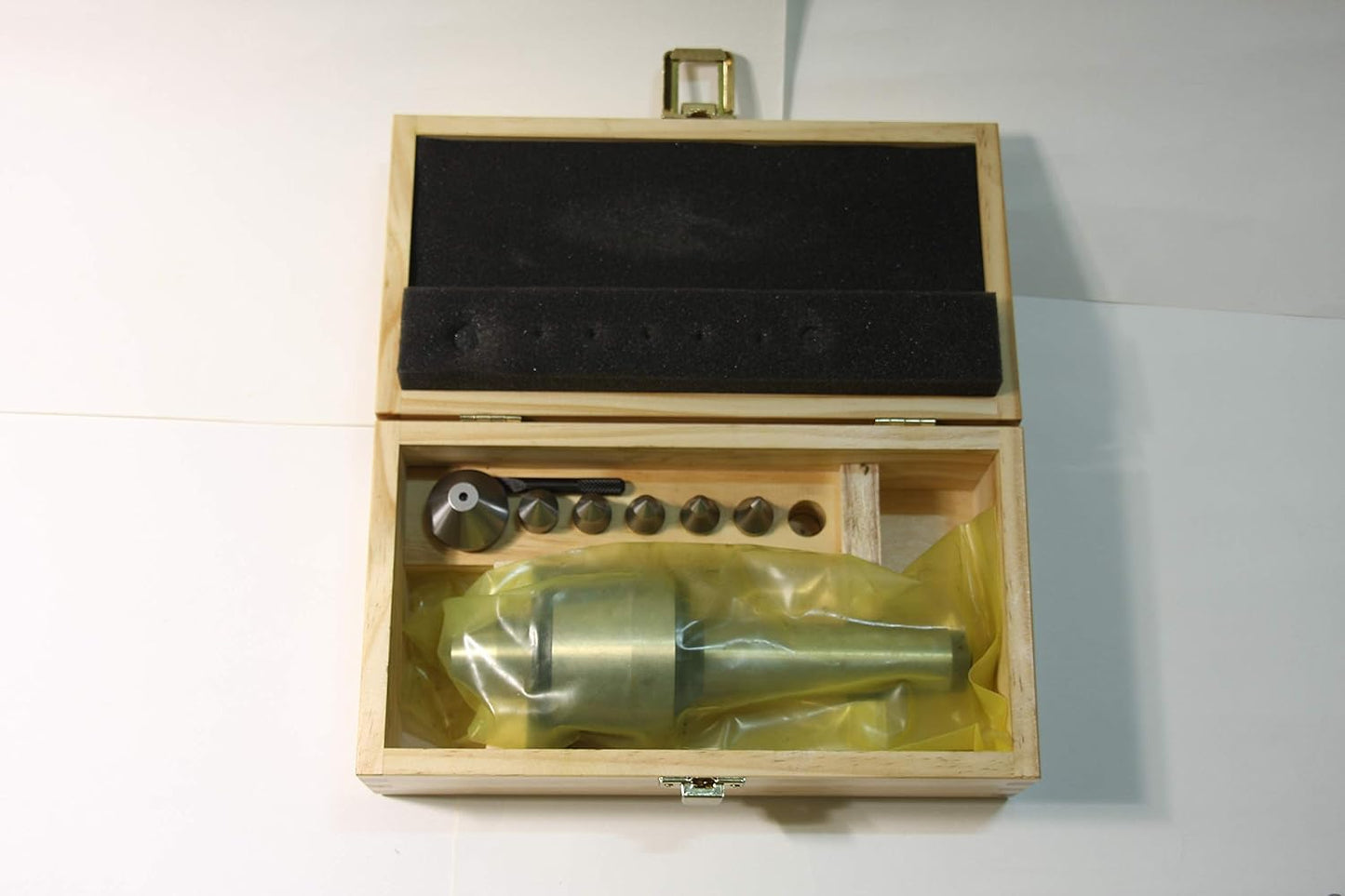 K-Gualda Morse Taper 4 MT4 Live center Interchangeable Insert change type
